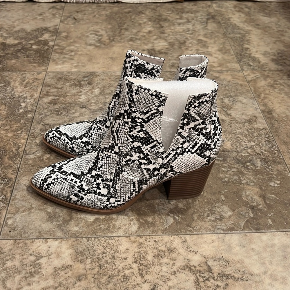 Women’s ankle boots slip - Picture 1 of 4